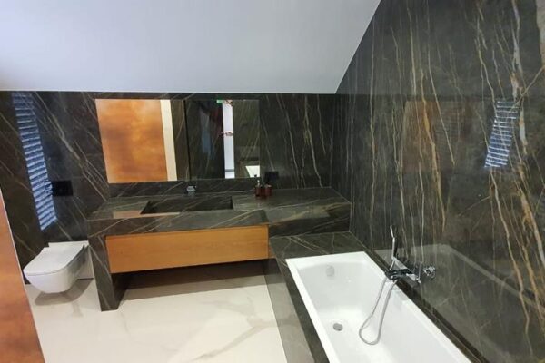 73fc1675-9a2d-4f60-a669-b42c24c5f8fc