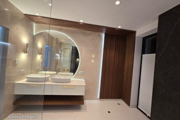 d587246b-7f98-4dce-a07f-c902907ffcd0